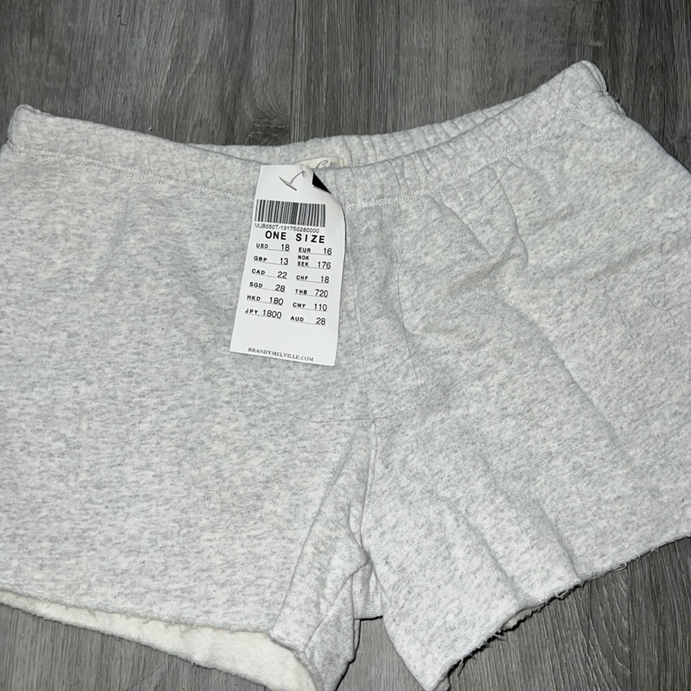 Brandy Melville shorts